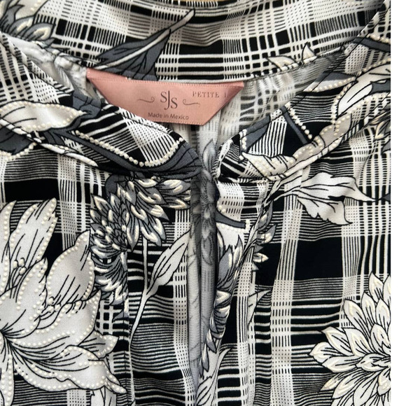 SJS Large Petite Black/White Floral Blouse - Picture 7 of 8